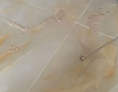 水城瓷砖空鼓维修公司分享粘合剂选择不当在瓷砖铺贴过程中可能导致以下问题